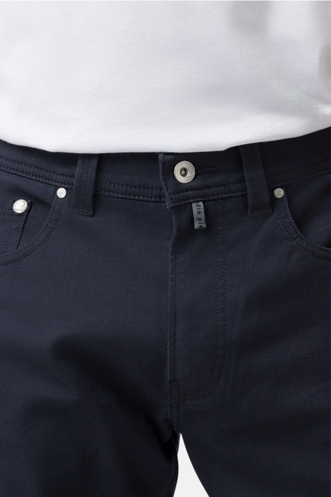 Pierre Cardin blauwe heren broek | Close up