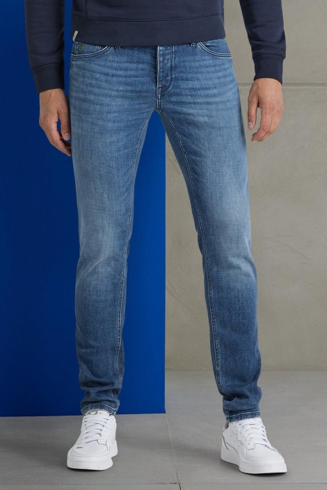 Cast Iron blauwe heren jeans | Model vooraanzicht