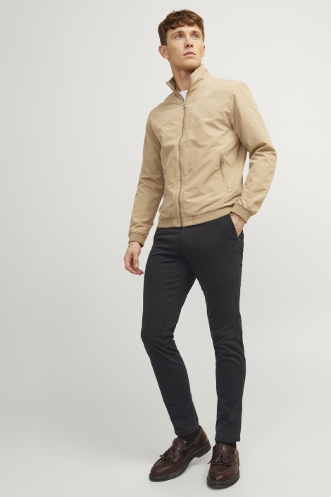 Jack & Jones zwarte heren broek | Model