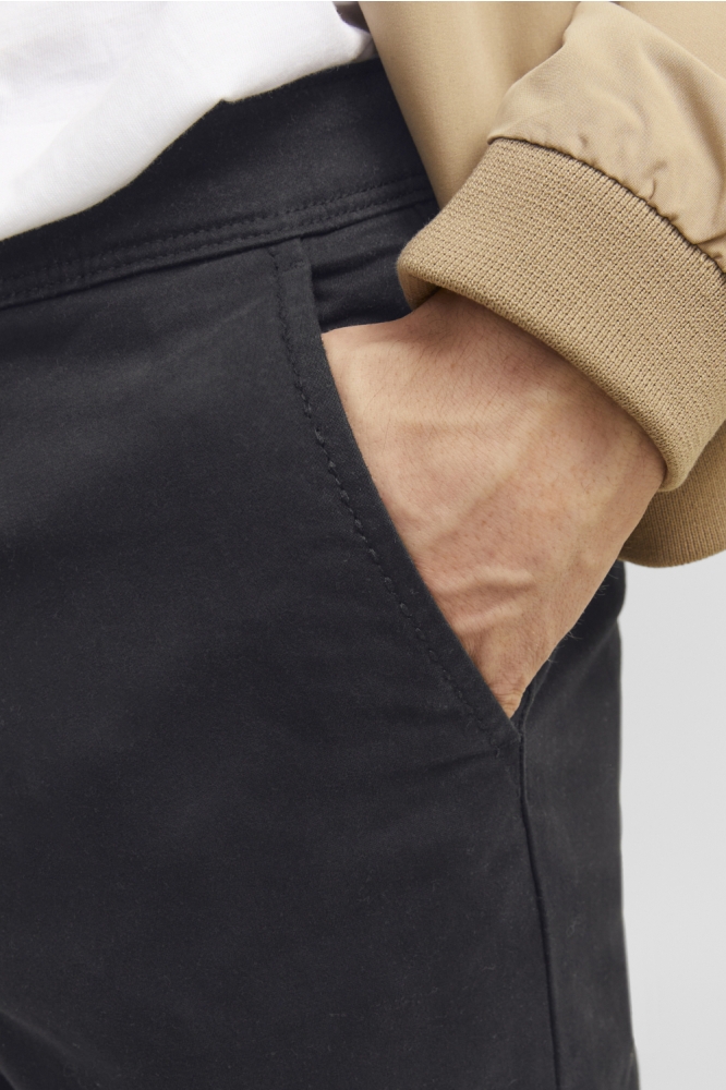 Jack & Jones zwarte heren broek | Close up