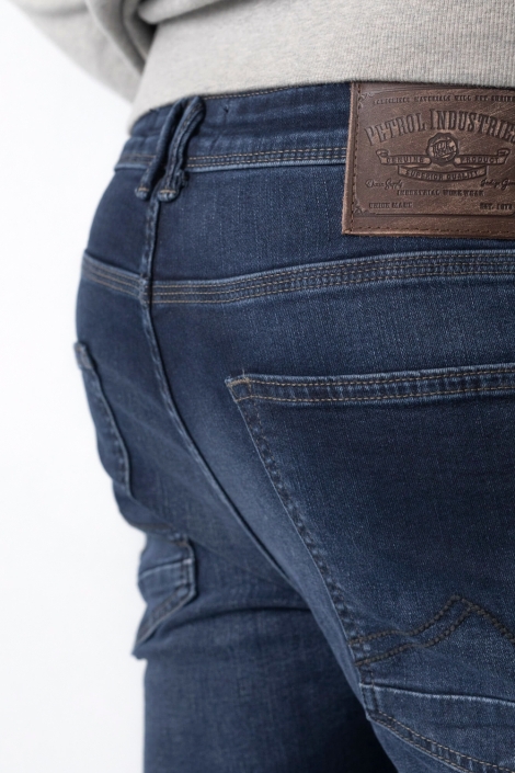 Petrol Industries blauwe heren jeans | Close up