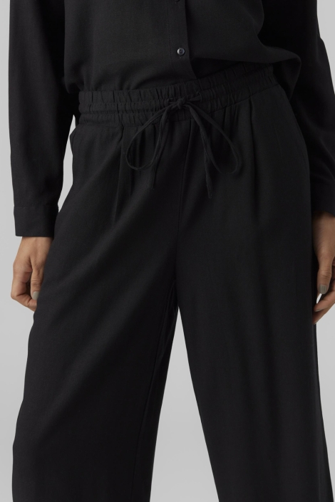 Vero Moda zwarte dames broek | Close up