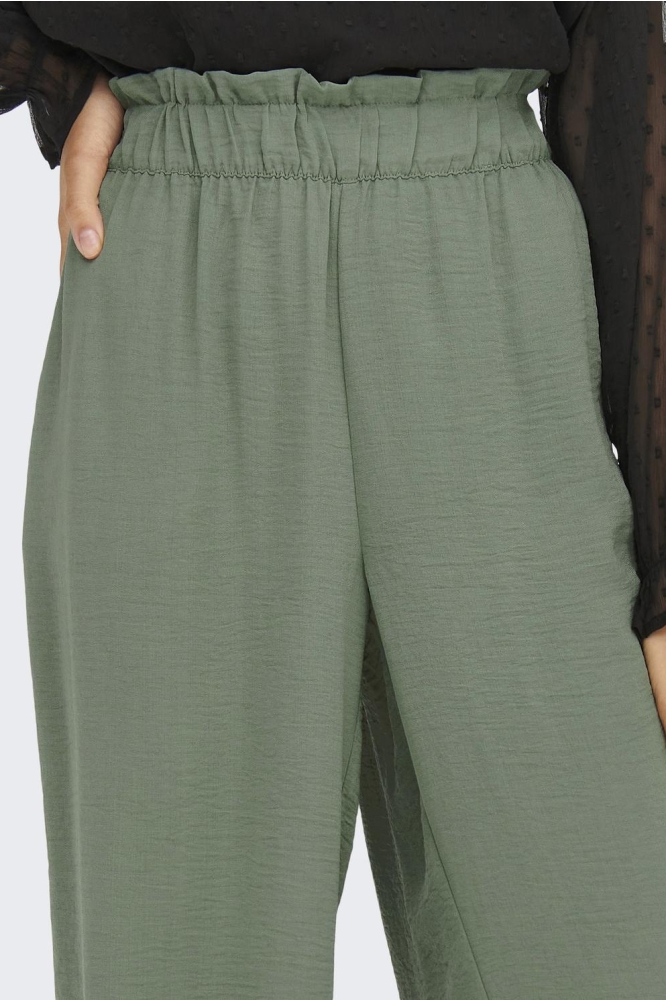 Jacqueline de Yong groene dames broek | Kleurstaal