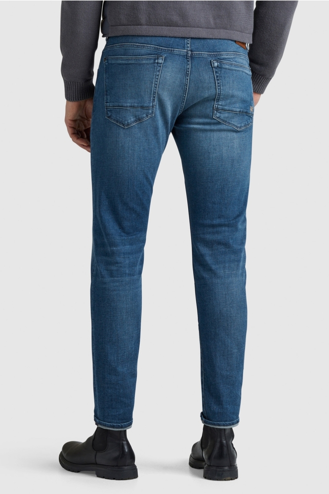 Vanguard blauwe heren jeans | Model achteraanzicht