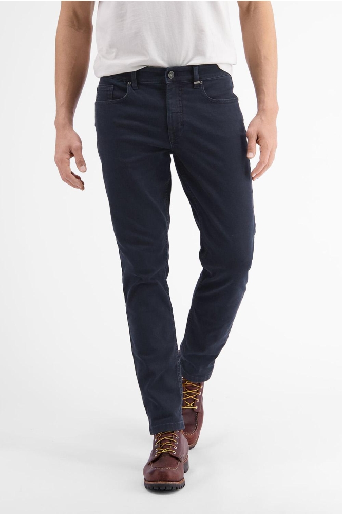 Lerros blauwe heren jeans | Model vooraanzicht