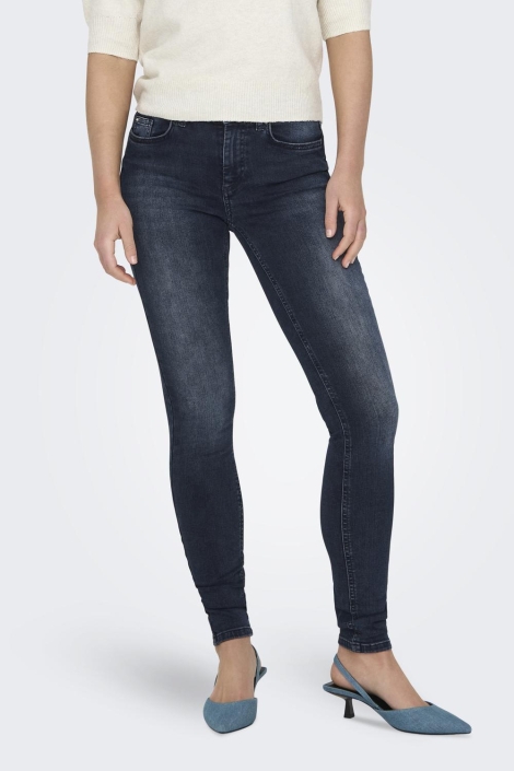 Only blauwe dames jeans | Model vooraanzicht