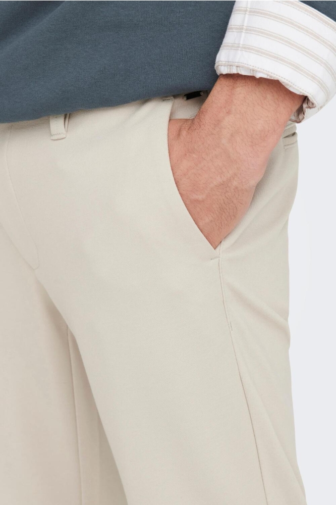 Only & Sons beige heren broek | Close up