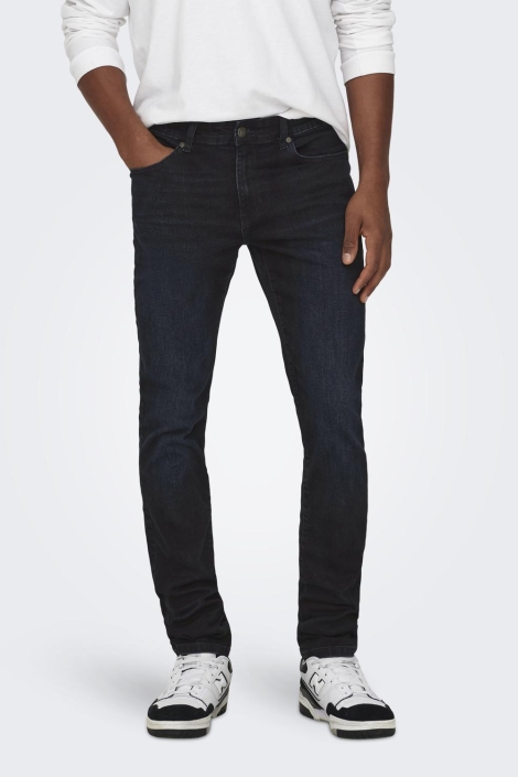 Only & Sons blauwe heren jeans | Model vooraanzicht