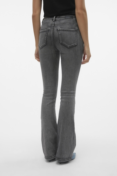 Vero Moda grijze dames jeans | Model achteraanzicht