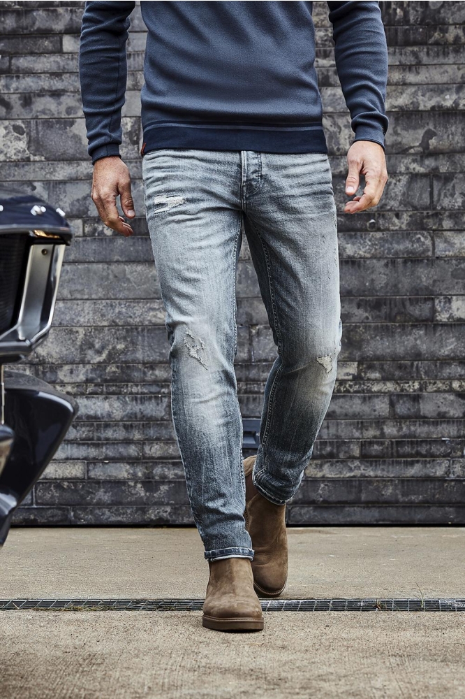 Cast Iron blauwe heren jeans | Sfeerbeeld, In situatie