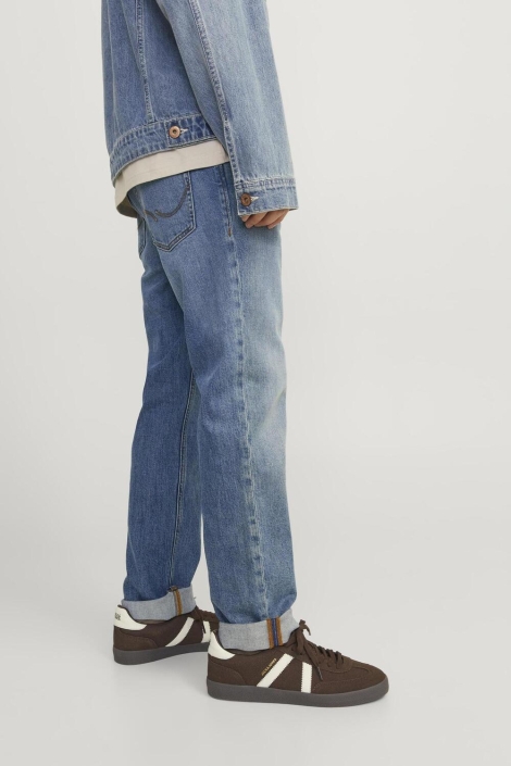 Jack & Jones blauwe heren jeans | Model vooraanzicht
