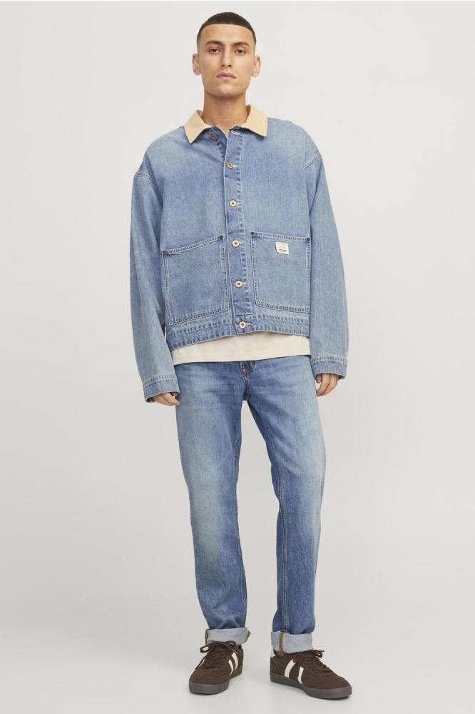 Jack & Jones blauwe heren jeans | Model