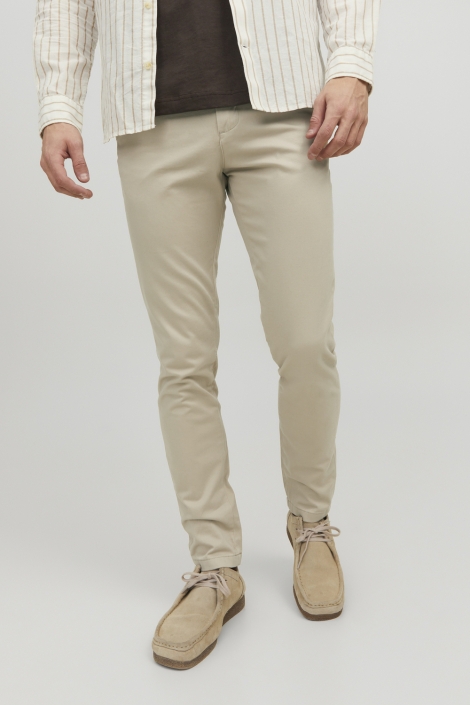 Jack & Jones beige heren broek | Model vooraanzicht