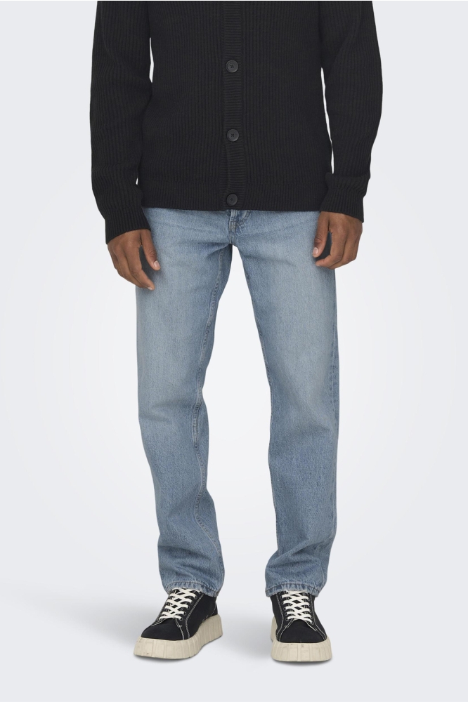 Only & Sons blauwe heren jeans | Model vooraanzicht