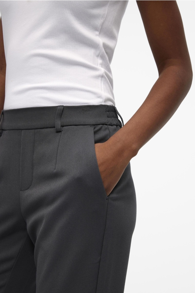 Object grijze dames broek | Close up