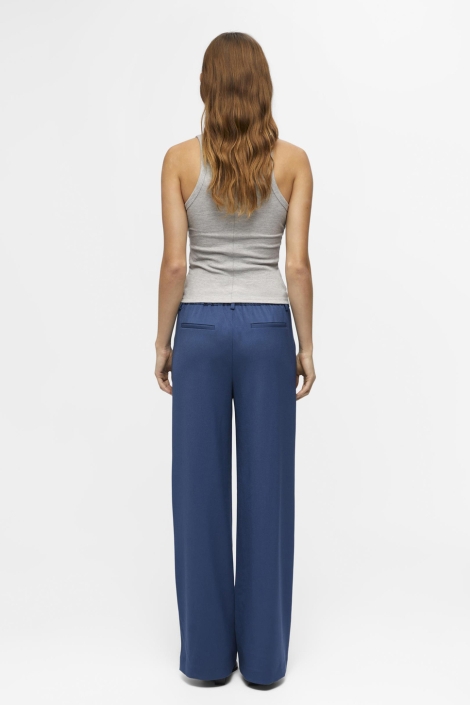 Object blauwe dames broek | Model