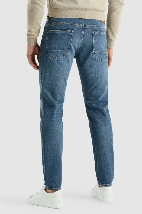 Vanguard blauwe heren jeans | Model achteraanzicht