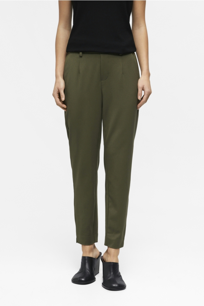 Object groene dames broek | Model vooraanzicht