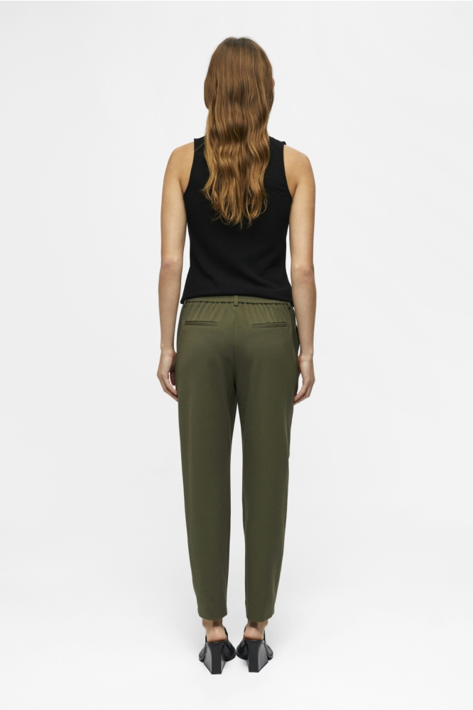 Object groene dames broek | Model