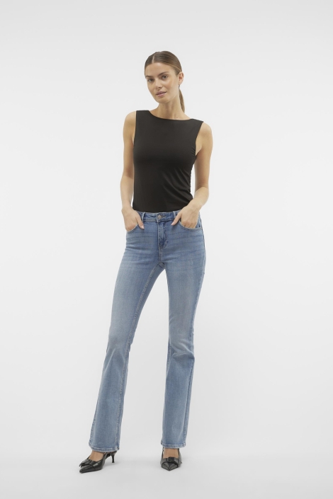 Vero Moda blauwe dames jeans | Model
