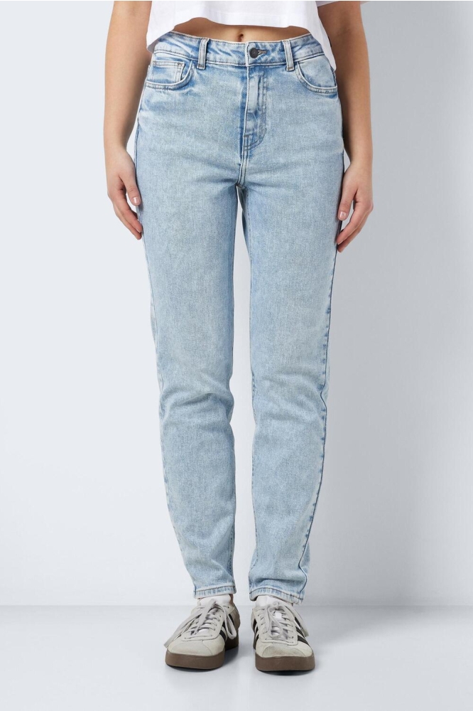 Noisy may blauwe dames jeans | Model vooraanzicht