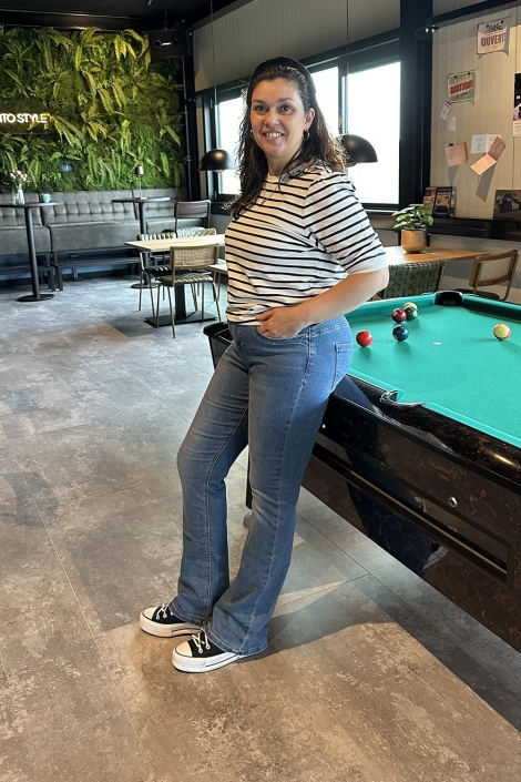 Red Button blauwe dames jeans | Sfeerbeeld, In situatie