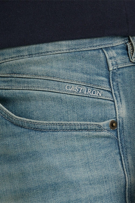 Cast Iron blauwe heren jeans | Close up