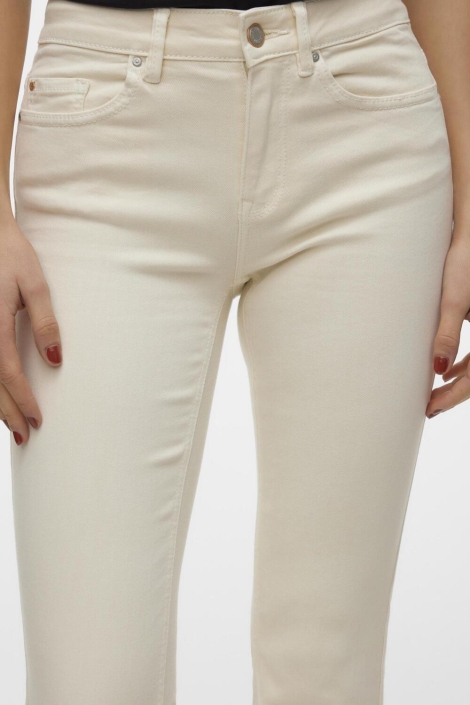 Vero Moda ecru dames jeans | Close up