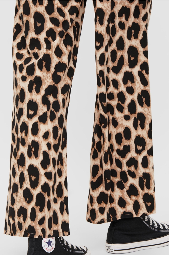 Pieces beige dames broek | Close up