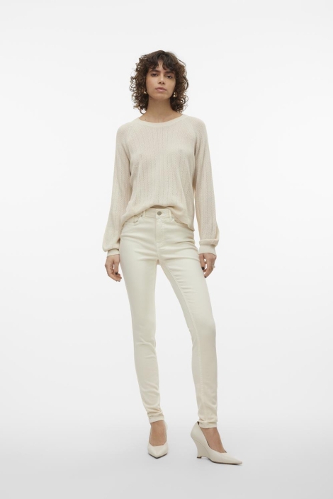 Vero Moda ecru dames jeans | Model