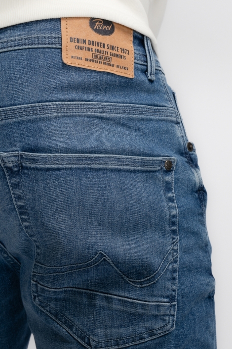 Petrol Industries blauwe heren jeans | Close up