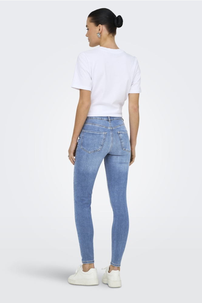 Jacqueline de Yong blauwe dames jeans | Model