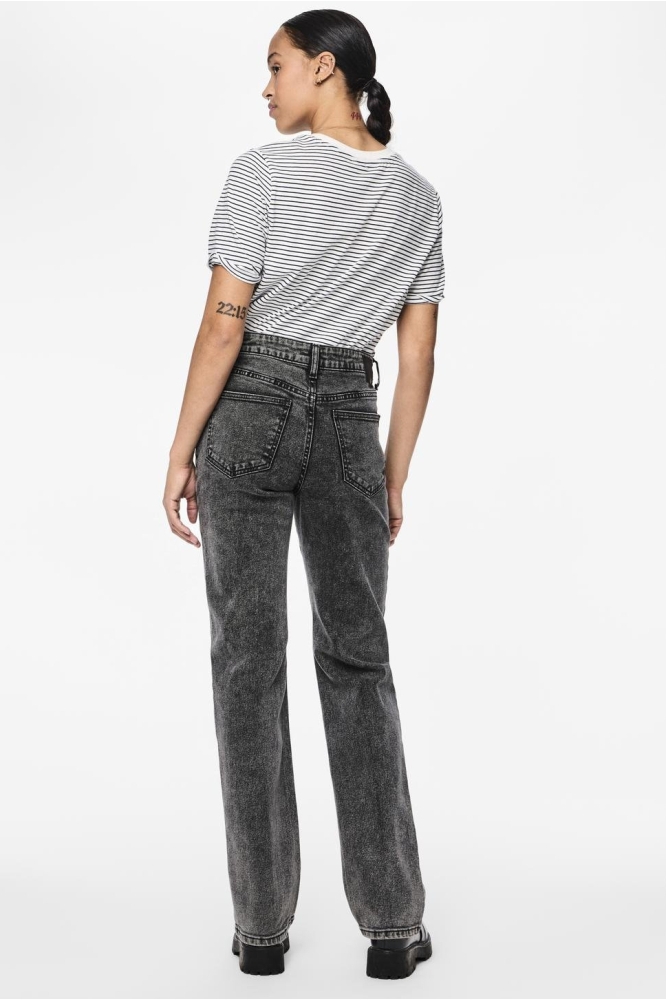 Pieces grijze dames jeans | Model