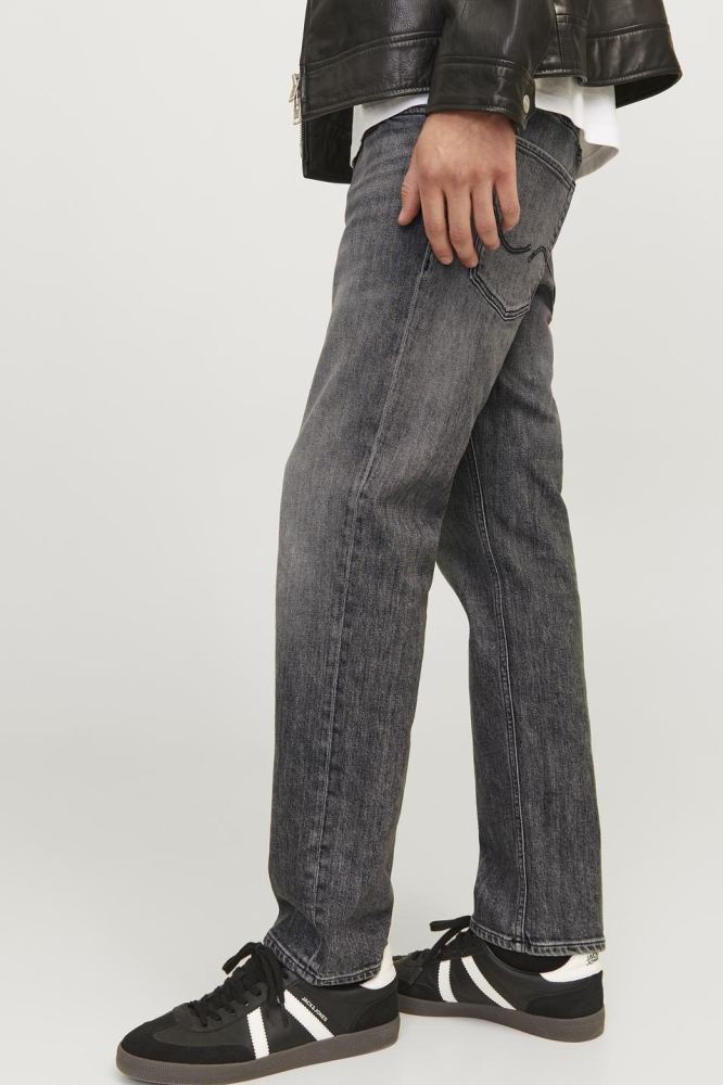 Jack & Jones grijze heren jeans | Model zijaanzicht
