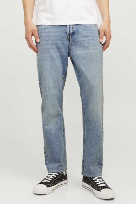 Jack & Jones blauwe heren jeans | Model vooraanzicht