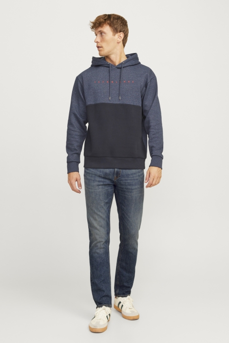 Jack & Jones blauwe heren jeans | Model