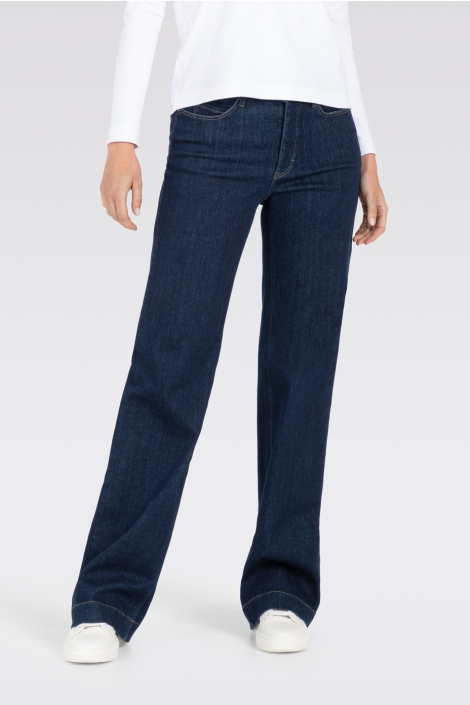 Mac blauwe dames jeans | Model vooraanzicht