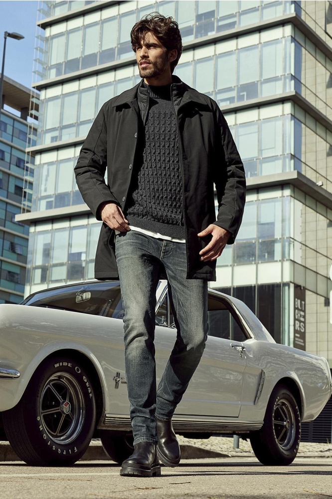 Cast Iron blauwe heren jeans | Sfeerbeeld, In situatie