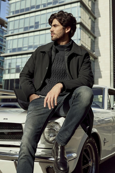 Cast Iron blauwe heren jeans | Sfeerbeeld, In situatie