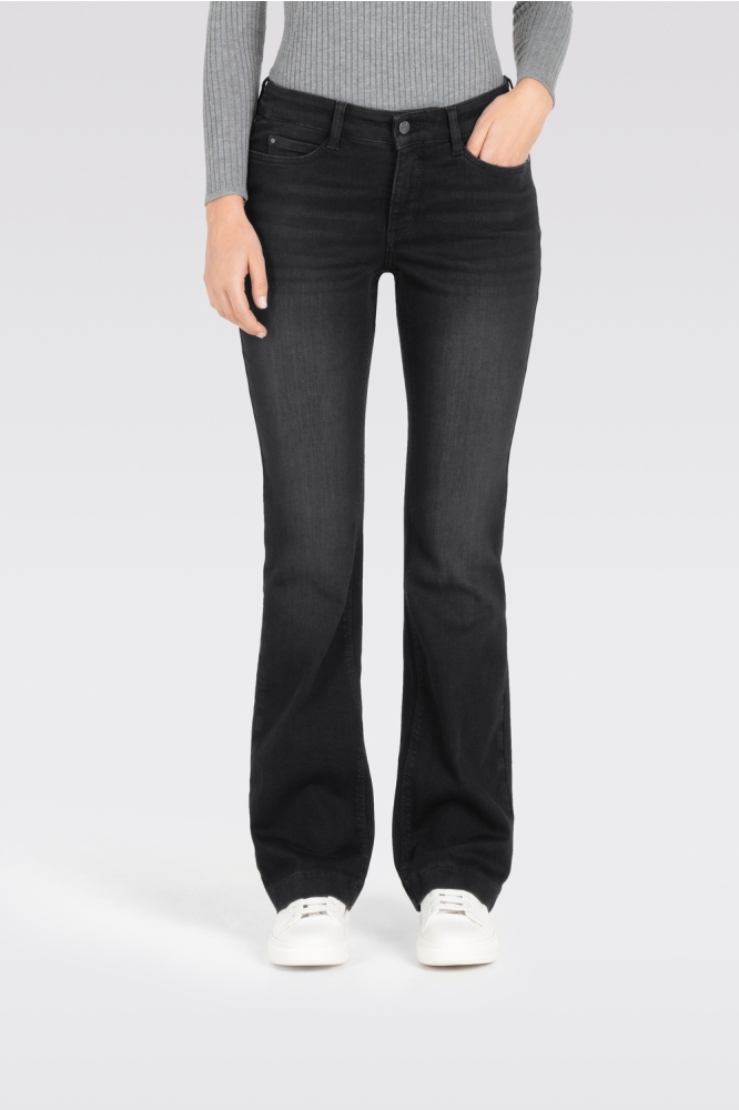 Mac zwarte dames jeans | Model vooraanzicht
