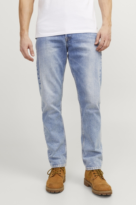 Jack & Jones blauwe heren jeans | Model vooraanzicht