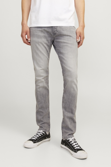 Jack & Jones grijze heren jeans | Model vooraanzicht