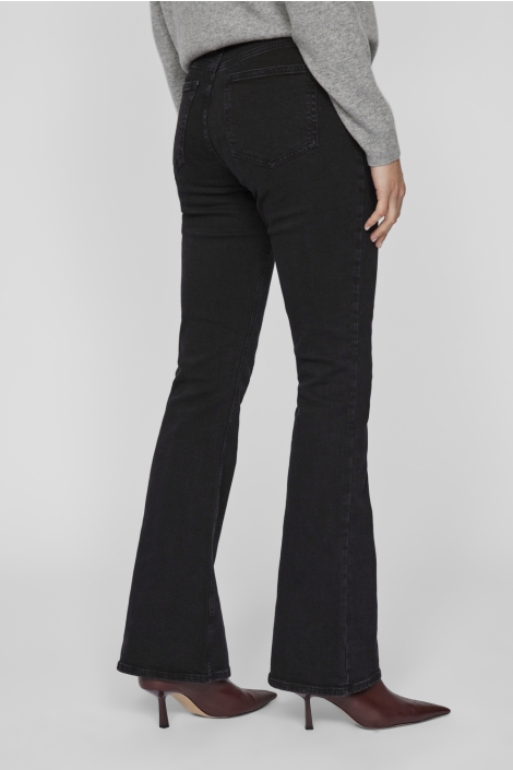 Vila zwarte dames jeans | Model zijaanzicht