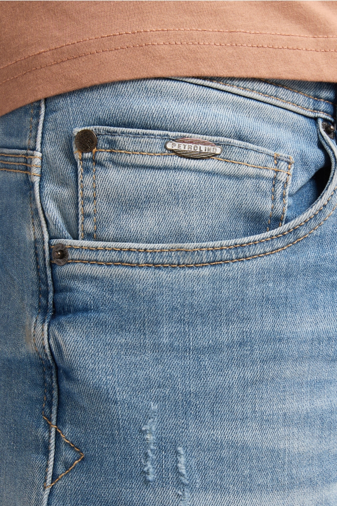 Petrol Industries blauwe heren jeans | Close up