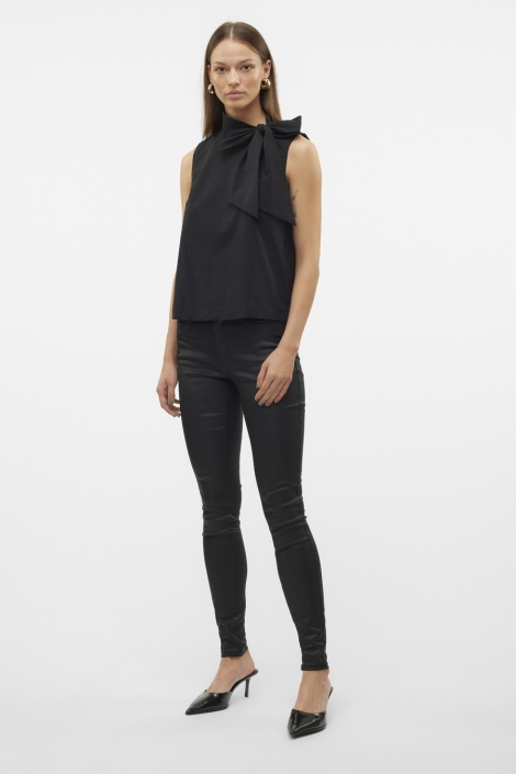 Vero Moda zwarte dames broek | Model vooraanzicht