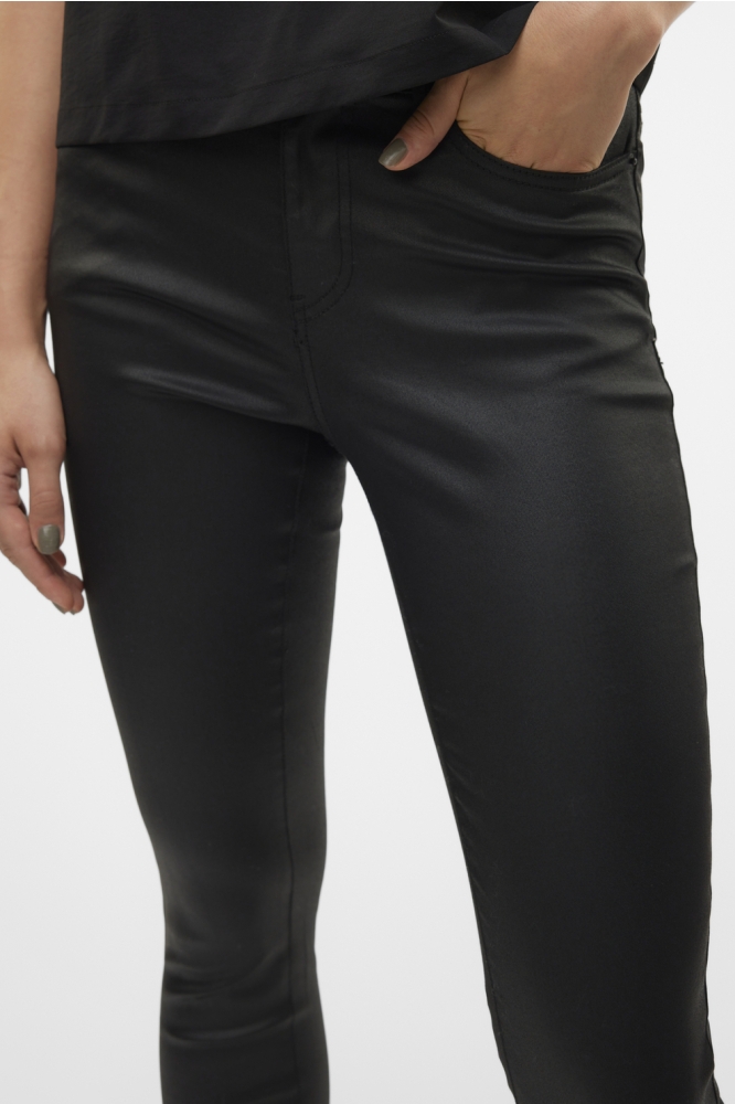 Vero Moda zwarte dames broek | Close up