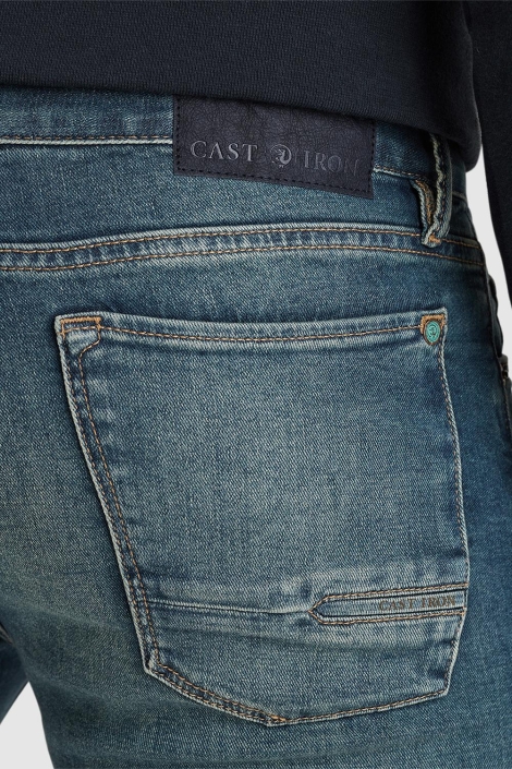 Cast Iron blauwe heren jeans | Close up