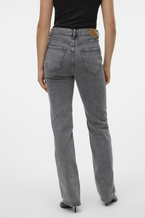 Vero Moda grijze dames jeans | Model achteraanzicht