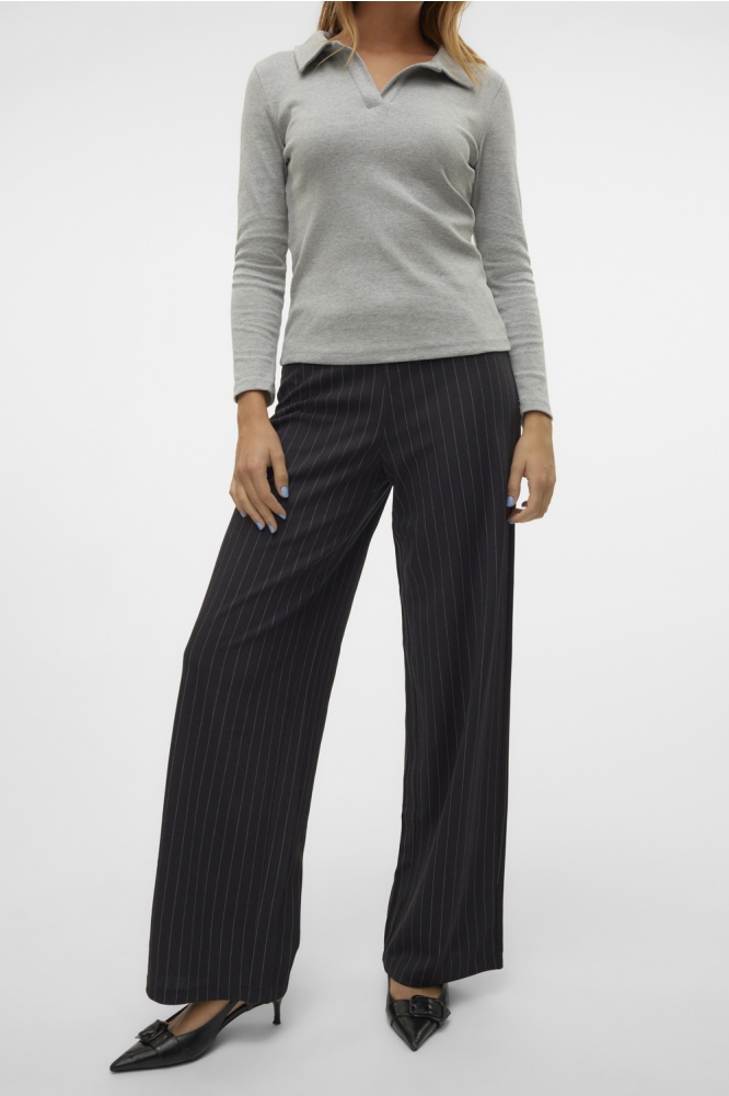 Vero Moda zwarte dames broek | Model vooraanzicht