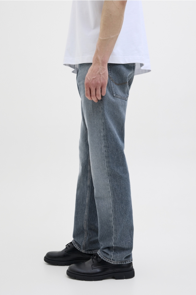 Jack & Jones blauwe heren jeans | Model zijaanzicht